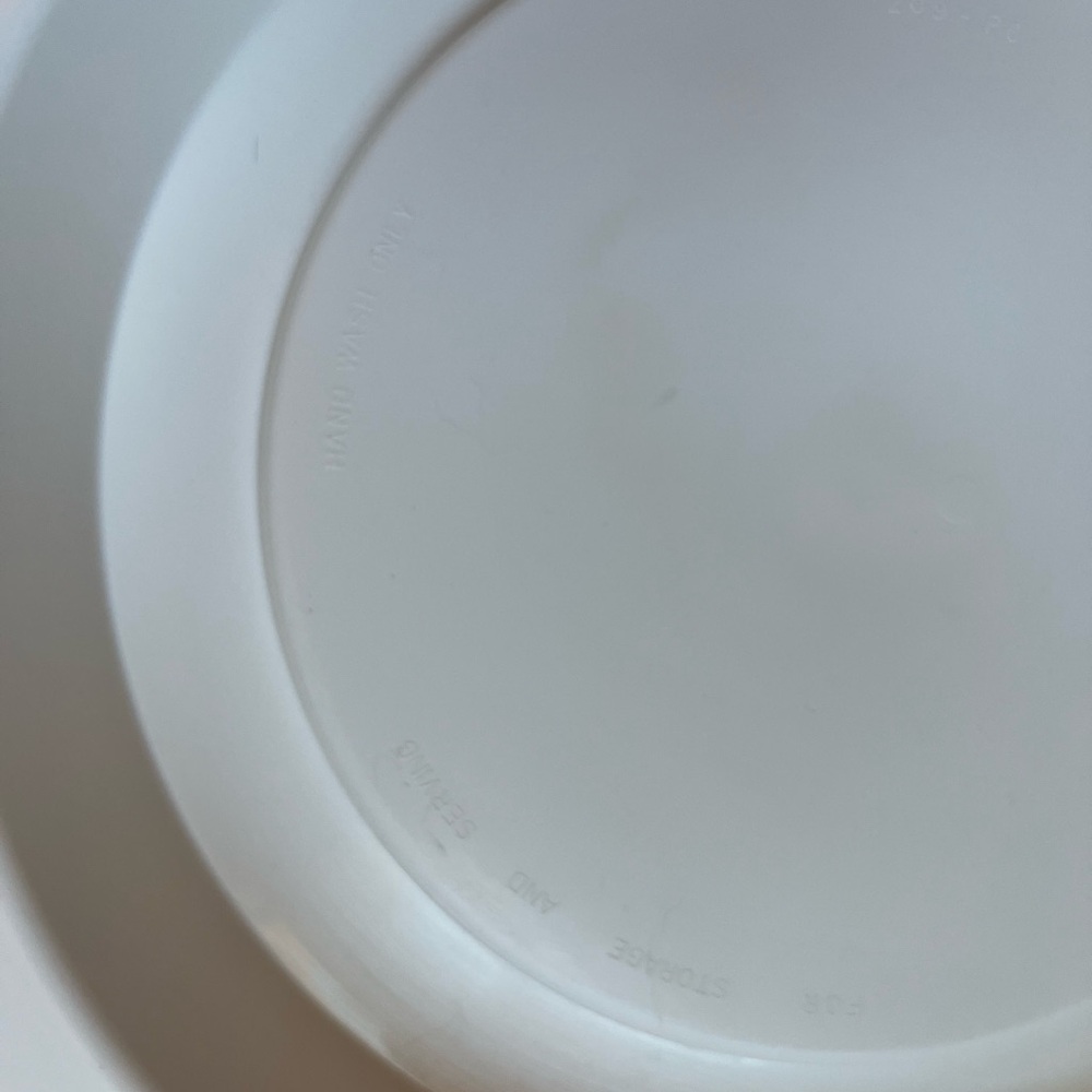 Vintage Pyrex Pie Keeper Carrier P-309 White Plastic Clamshell Lid Fits 9” Plate - Picture 2 of 5